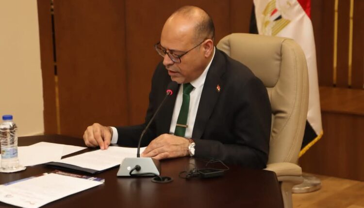 وزير العمل
