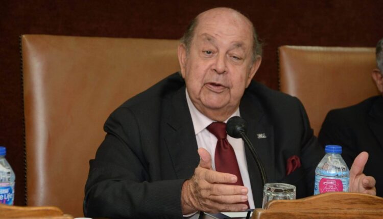 علي عيسي