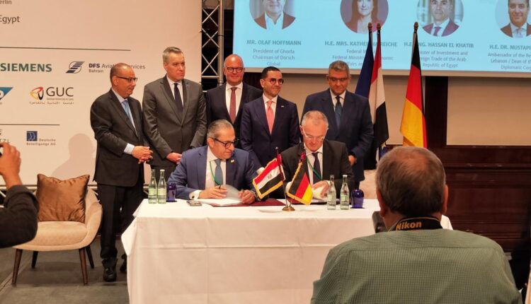 المهندس حسن الخطيب، وزير الاستثمار والتجارة الخارجية