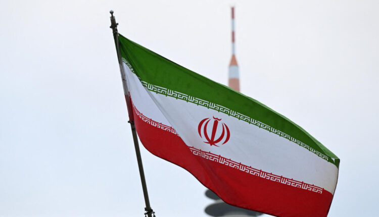إيران