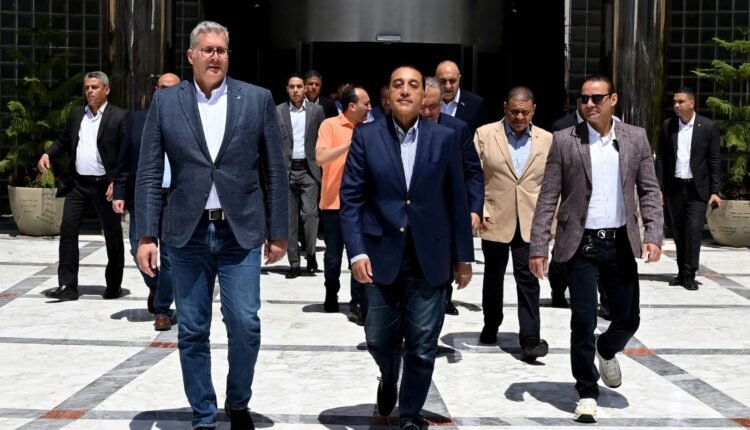 مصطفي مدبولي ووزير البترول
