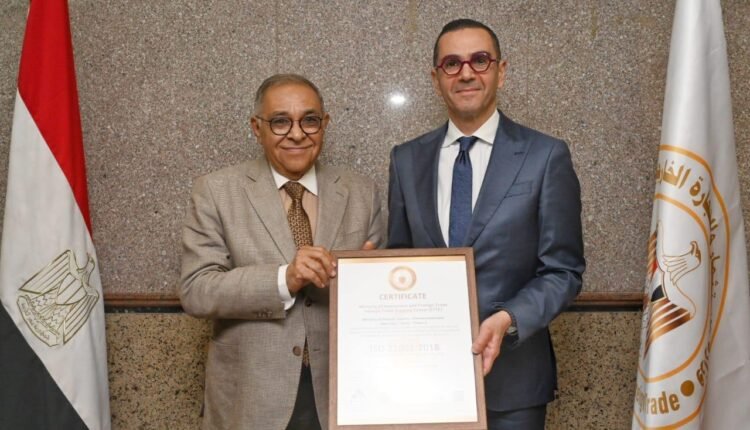 المهندس حسن الخطيب وزير الاستثمار والتجارة الخارجية