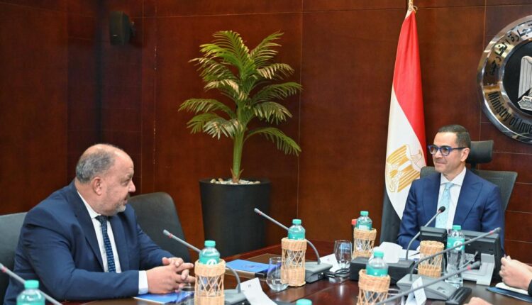 المهندس حسن الخطيب، وزير الاستثمار والتجارة الخارجية