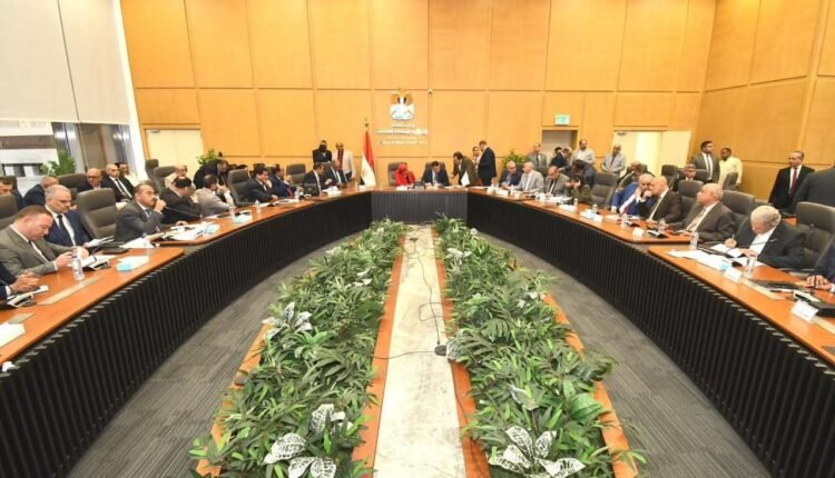 وزير الإسكان