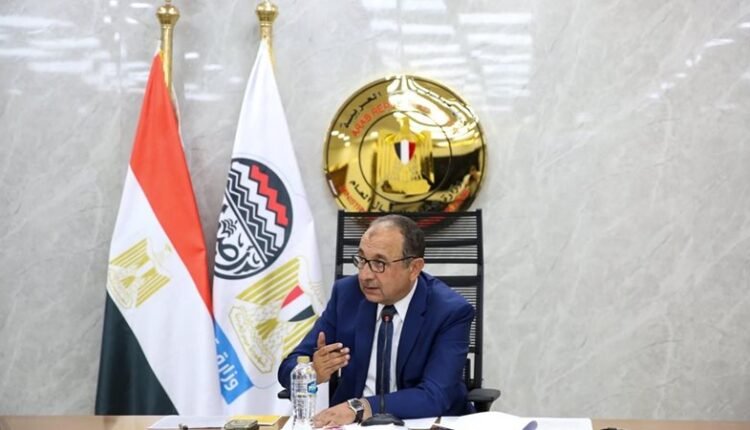 وزير قطاع الاعمال العام