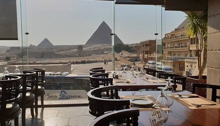 المطاعم السياحية