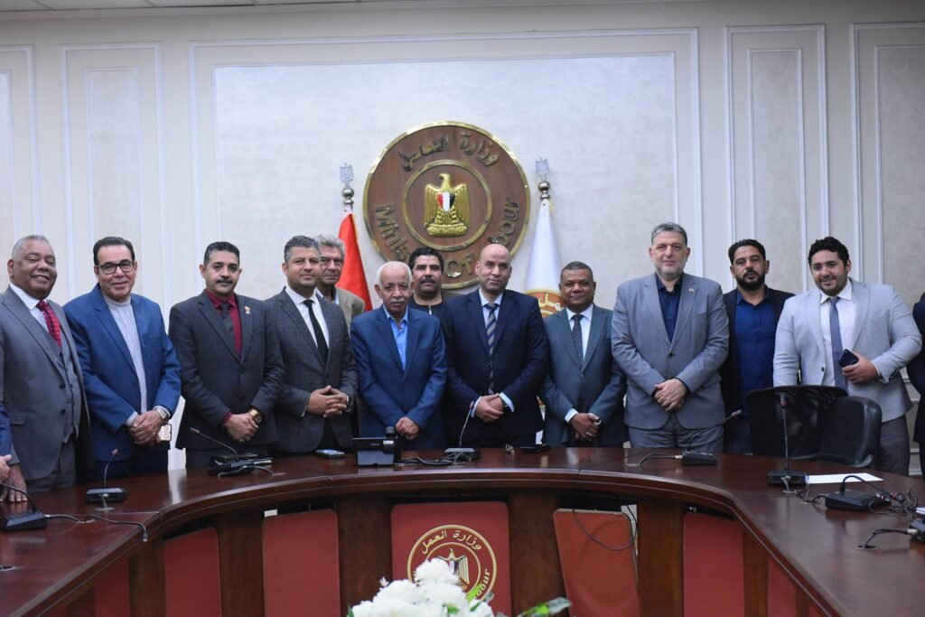 وزير العمل
