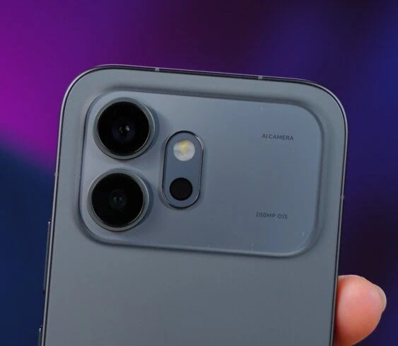 HONOR 600